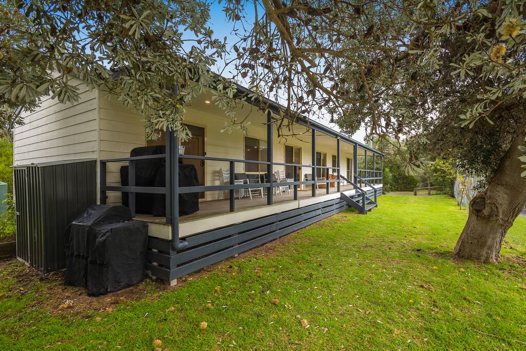 Wood Shed & BBQs