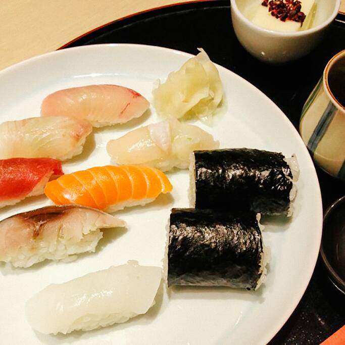 Sushi Harumi adlı yerin fotoğrafı