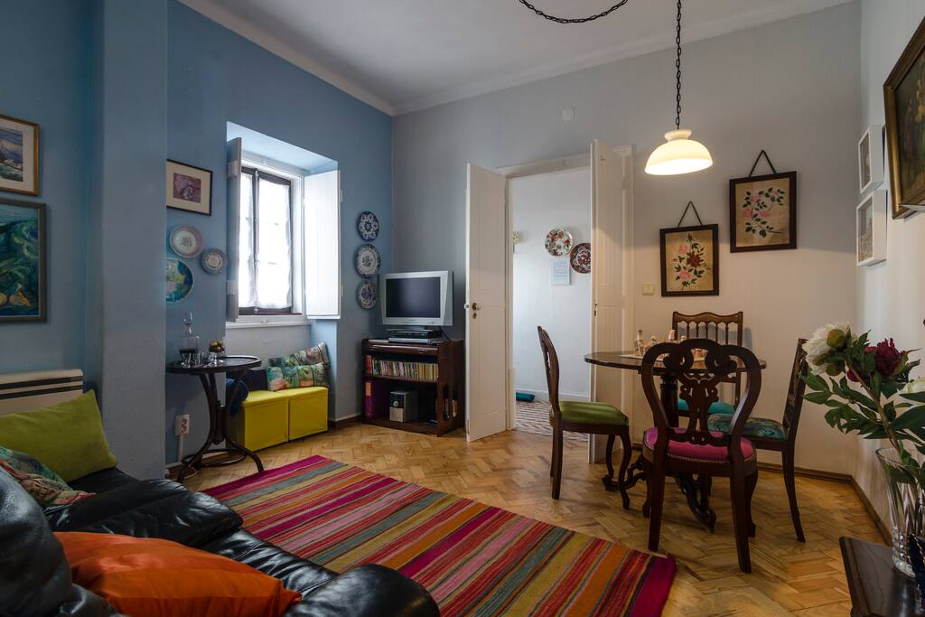 A sala - ler, ouvir música, jogar, ver TV , ou apenas conviver...