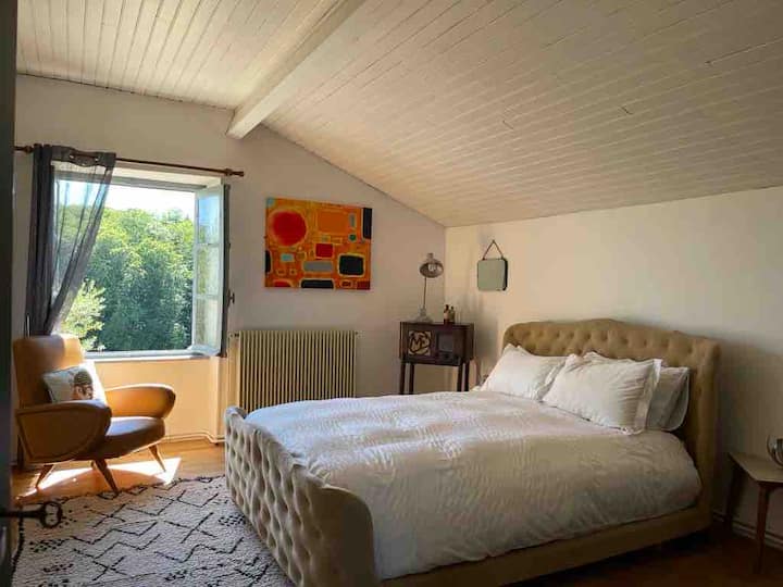 საძინებელი 2