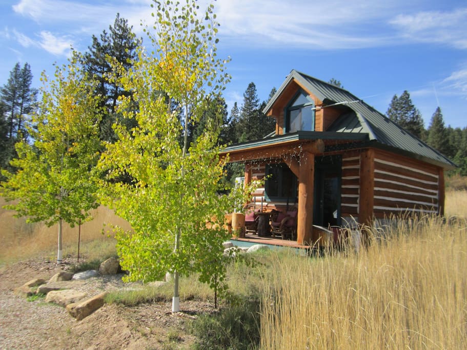 The Miner's Cabin - Cabins for Rent in Idaho City, Idaho, United States