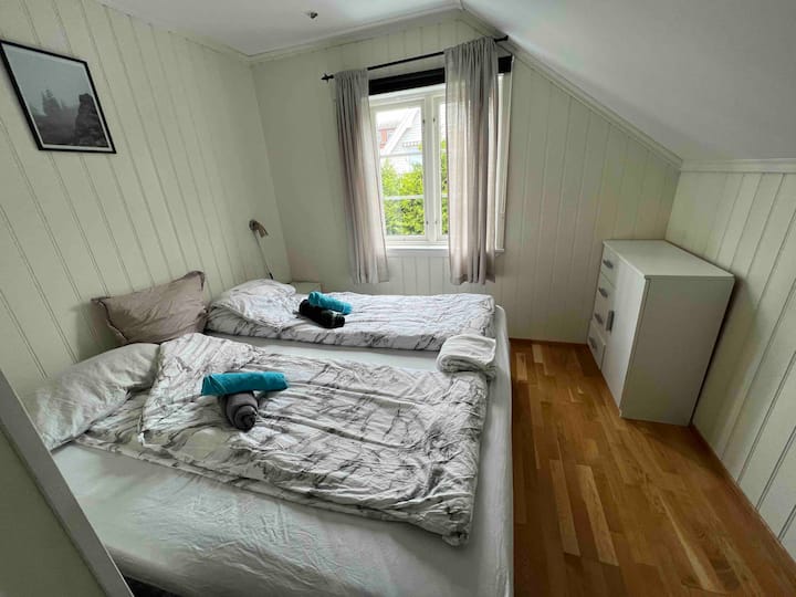 Separate bedroom, with double bed (width 1.50 cm)