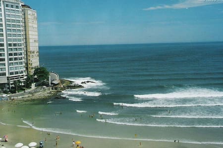 Excelente quarto no melhor local de Pitangueiras!!