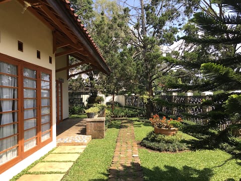 Spacious and relaxing house for family getaway