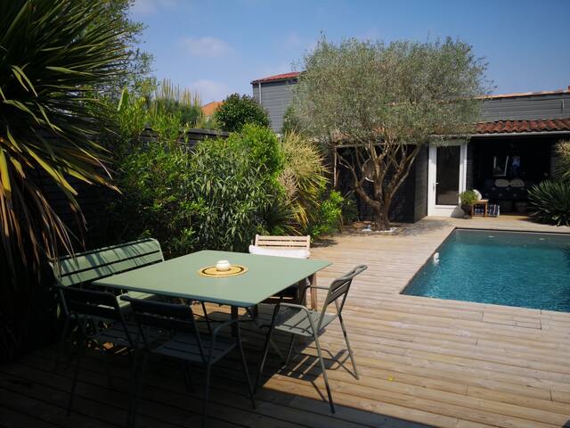 Belle maison de charme avec piscine gallery image 2