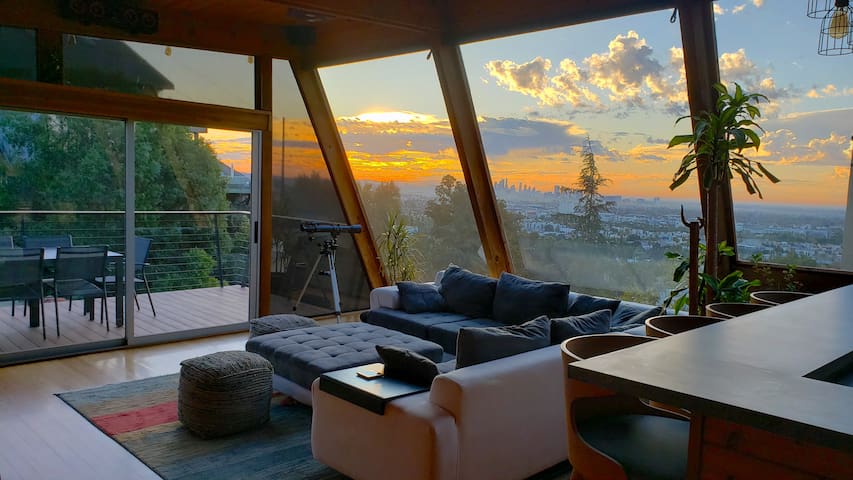 Architectural Wonder Above Sunset-WeHo w/ Big View