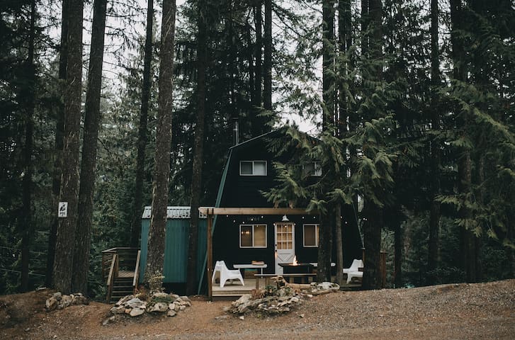 The Moosewood Sunshine Valley Retreat Cabins For Rent In Hope