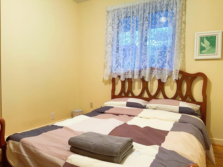 Brossard Vacation Rentals & Homes Quebec, Canada Airbnb