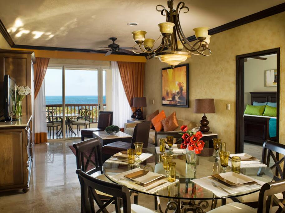 Dining - Living Area