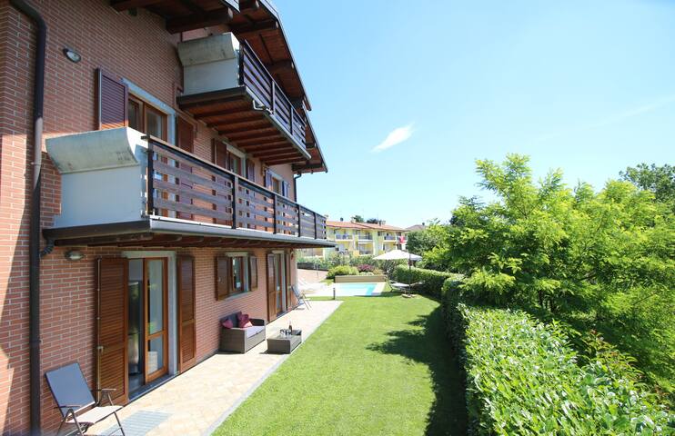 LA VALLETTA MAISON VILLA CON PISCINA BERGAMO gallery image 4