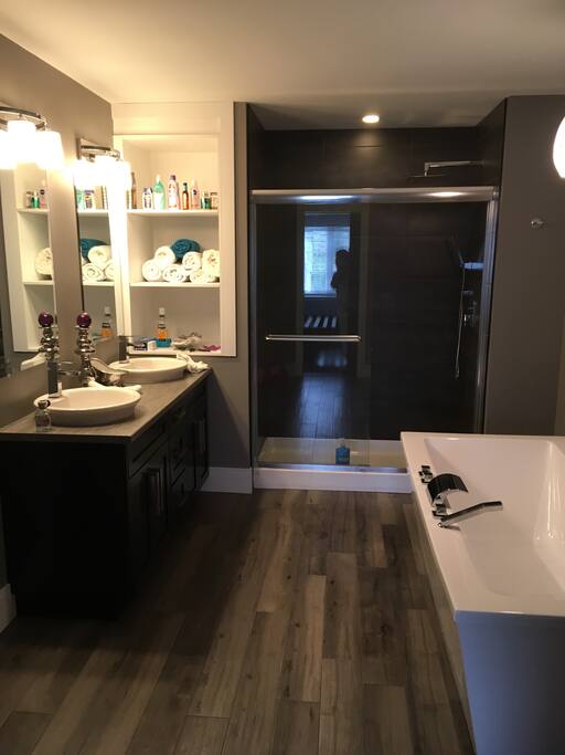4 piece luxury bath