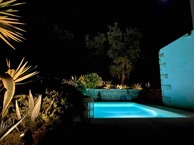 Entire home with 2 bedrooms in Vieste - Villa Poggio al Sole of 1700 surr. by olive trees