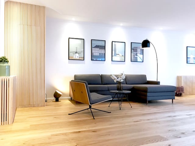 ★168m2 Best Location city LUXURY 5★Prof Cleaning★ gallery image 4