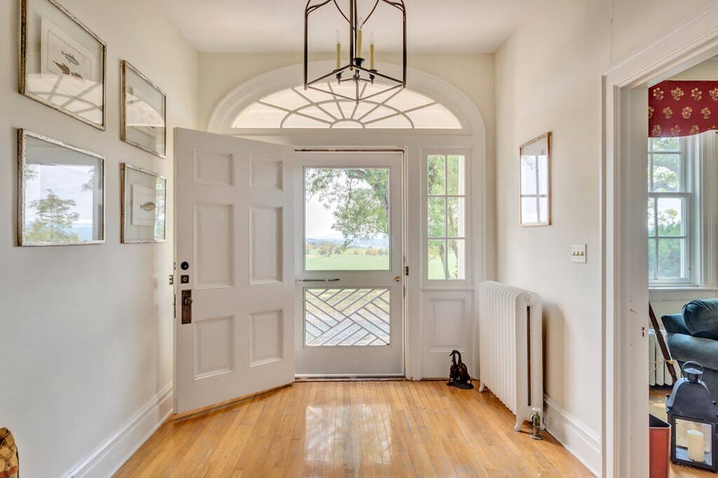 Welcoming Foyer