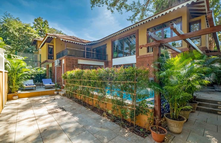 The Banyan Court No 1 – 3 BHK Pool Villa