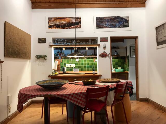 Handcrafted Designer Home with Spectacular Views gallery image 2