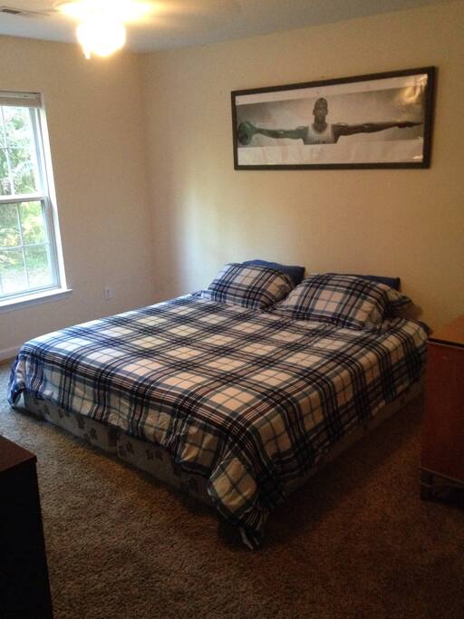 King size bed with clean linens provided