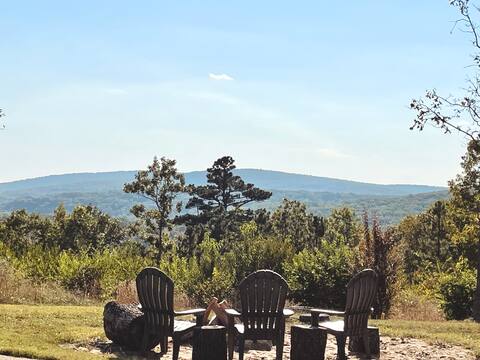 Mountain Cabin, Wow Views, King Bed, ATV, Hiking+