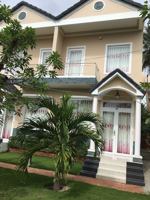 1/2 Duplex Appatment Suite