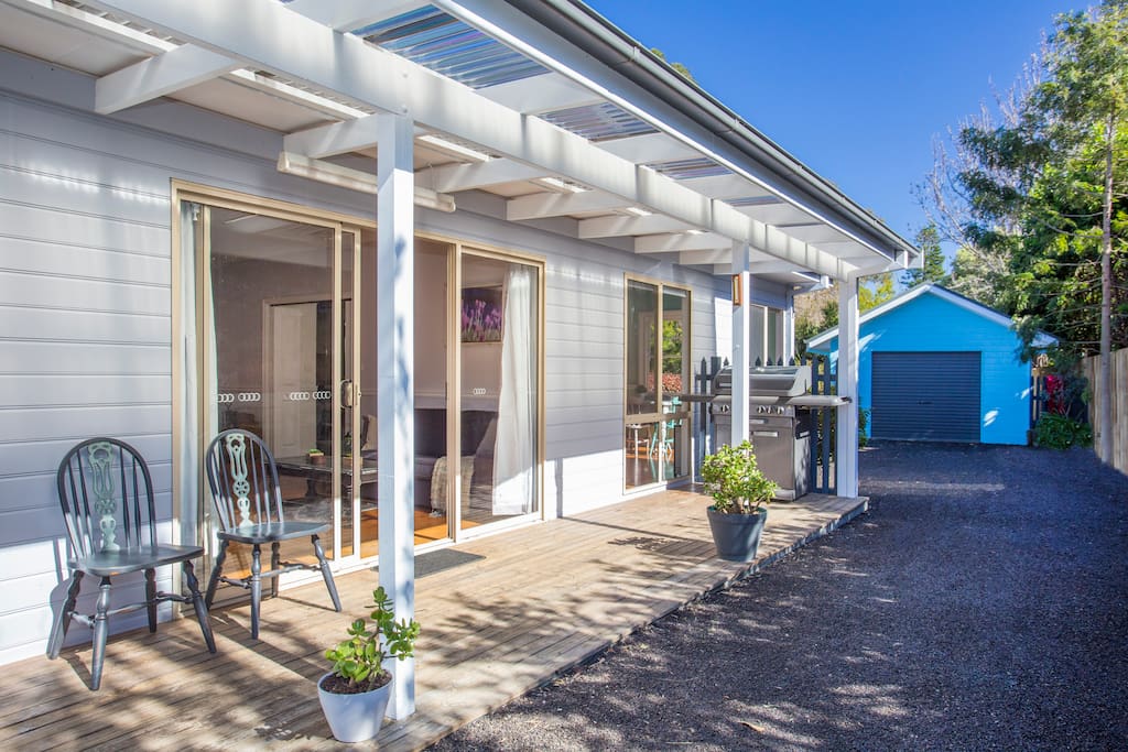 side verandah