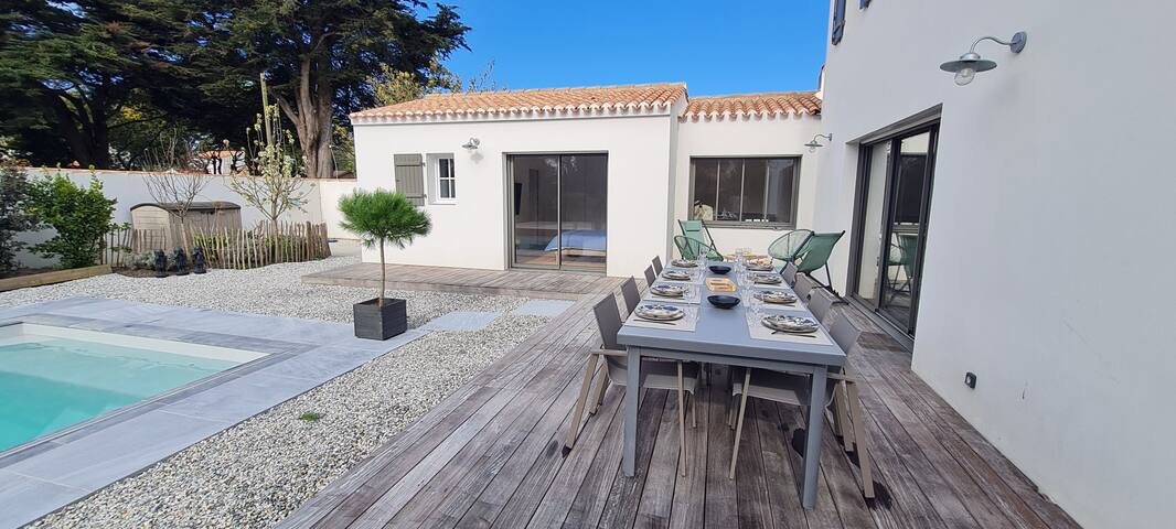 La Conciergerie De Péroline managed Airbnb listing 2