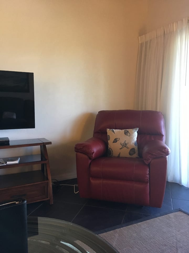 Neuer Ledersessel im Wohnzimmer
sofa auf Bestellung