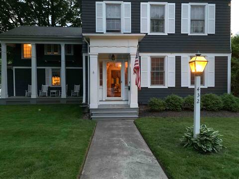 Spacious in-law apartment steps from Choate