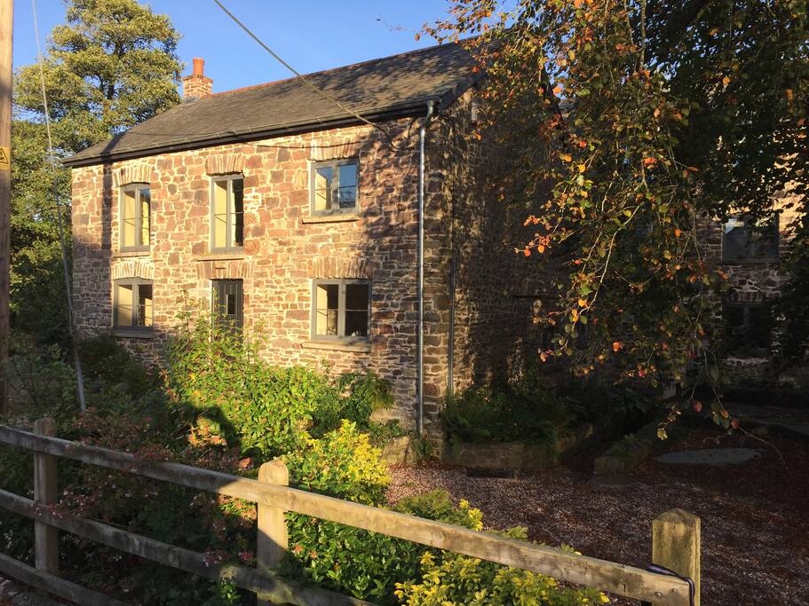 Millers Cottage Cottages for Rent in South Molton, Devon, United Kingdom