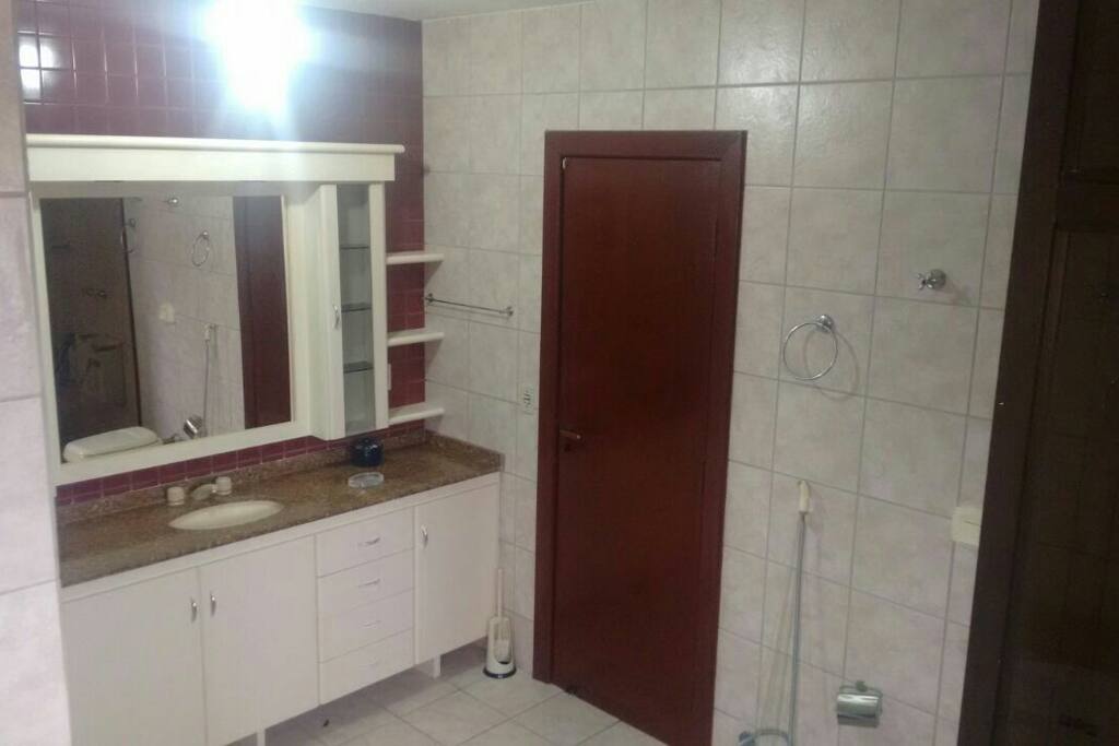 Banheiro da suite principal