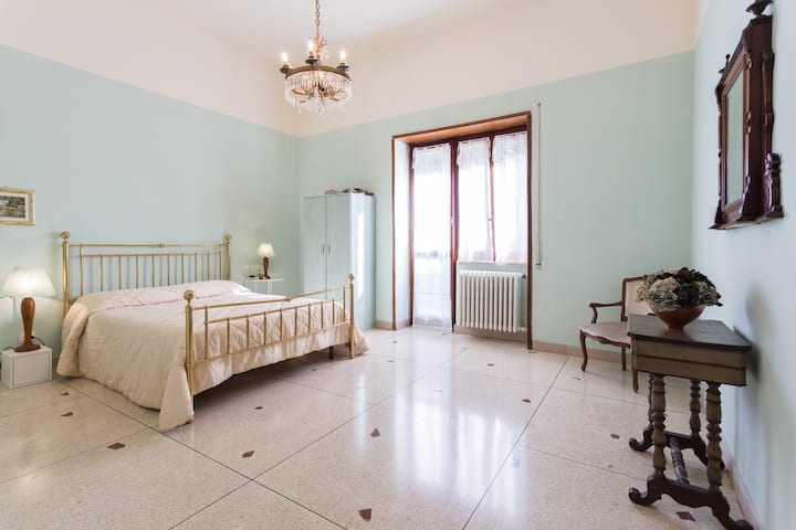 Stanza del Parrocchetto