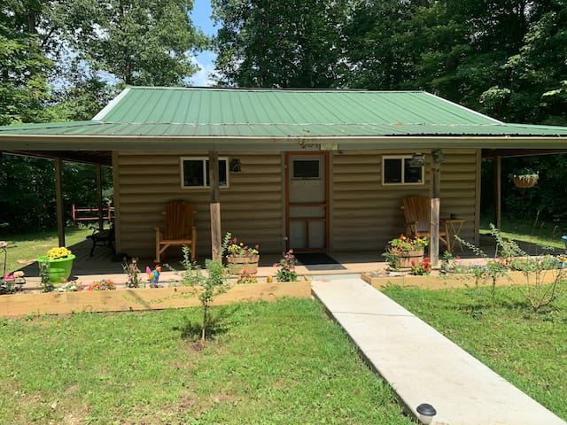 Airbnb Spencer Vacation Rentals Places To Stay Indiana