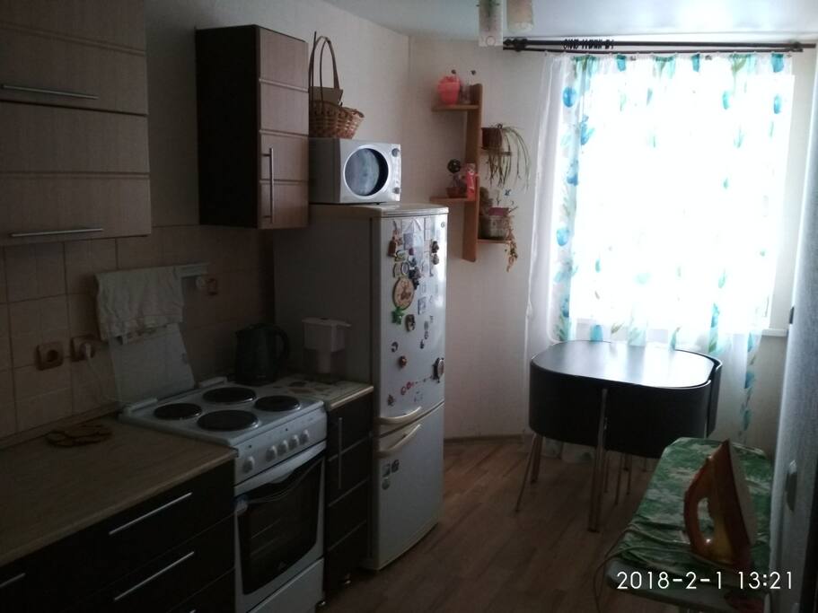 Кухня большая