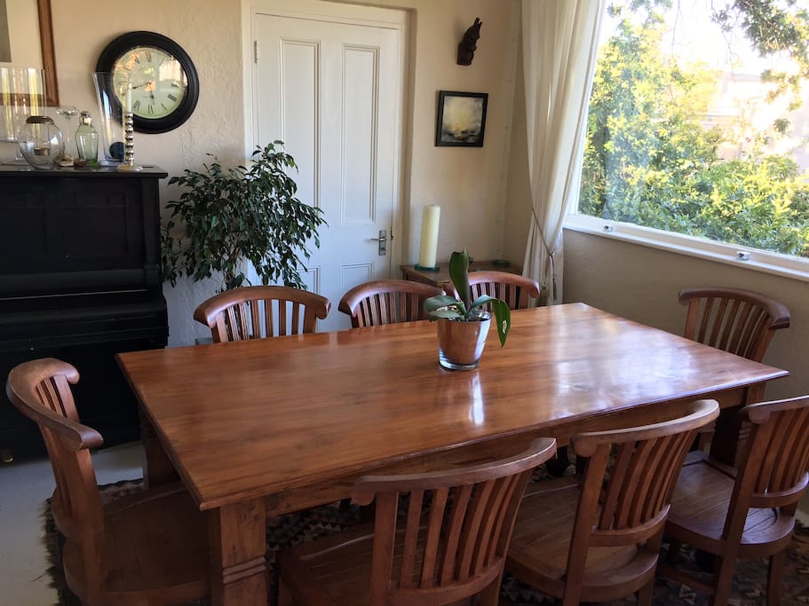 Dining table seating for 8