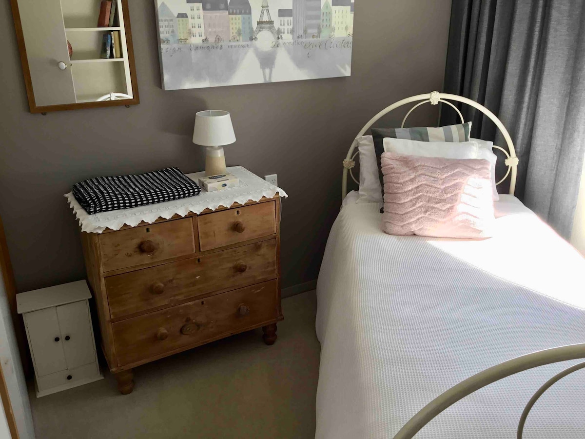 Krevet za jednu osobu u dodatnoj sobi za djecu ili dodatnu odraslu osobu