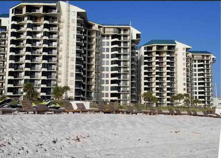 PCB beachfront condo w/ amazing view. Condominiums for Rent in Panama