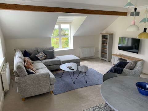 Successful Airbnb property: Luxurious Apartment in the Reeks District in Kenmare