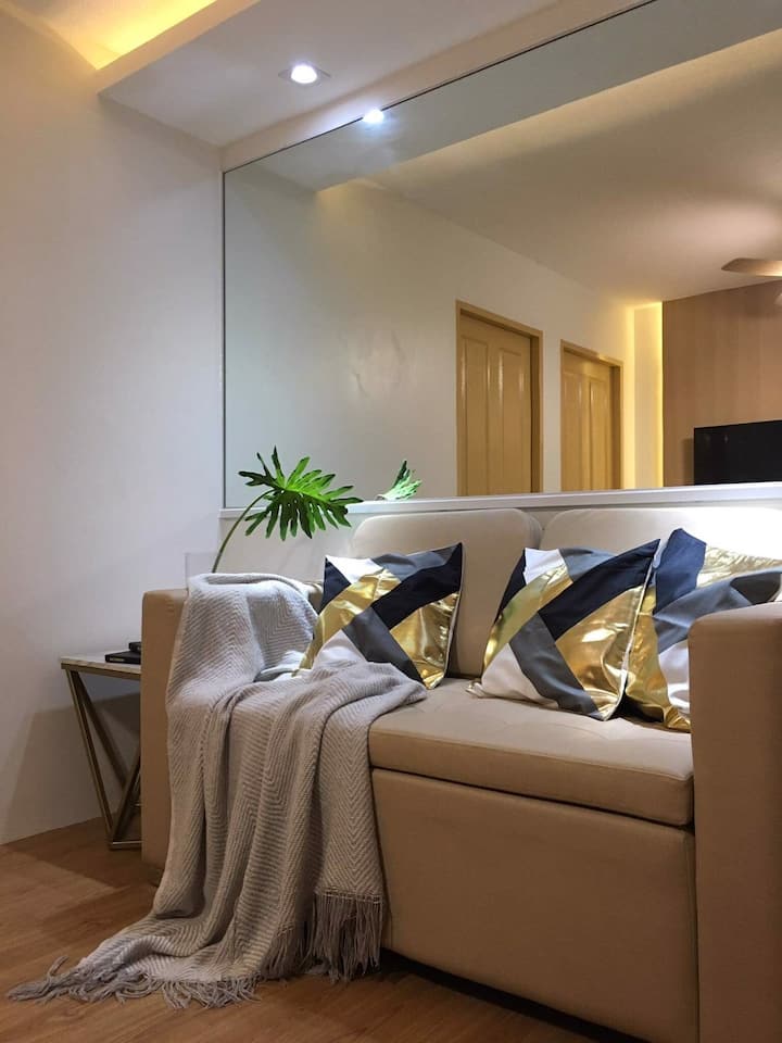 Beautiful One Spatial Iloilo 2br Unit For Rent - Iloilo City