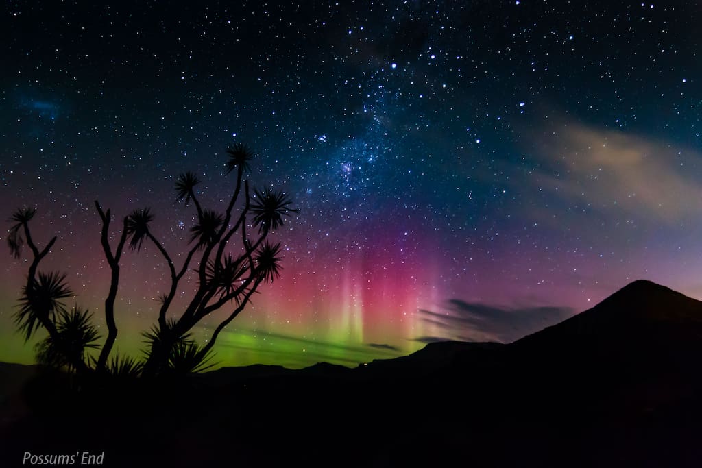 Aurora from Possums' End viewpoint. This photo was the Supreme Award Winner of the Otago Peninsula Photo Contest 2017.