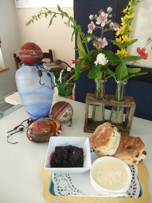 DELICIOUS HOMEMADE CAKES/SCONES ON ARRIVAL