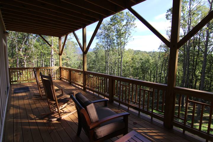 The Snookery ~ Refuge a Mountain w/ Hot Tub gallery image 5