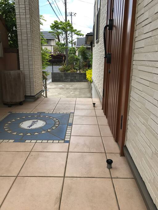 建物アプローチ
