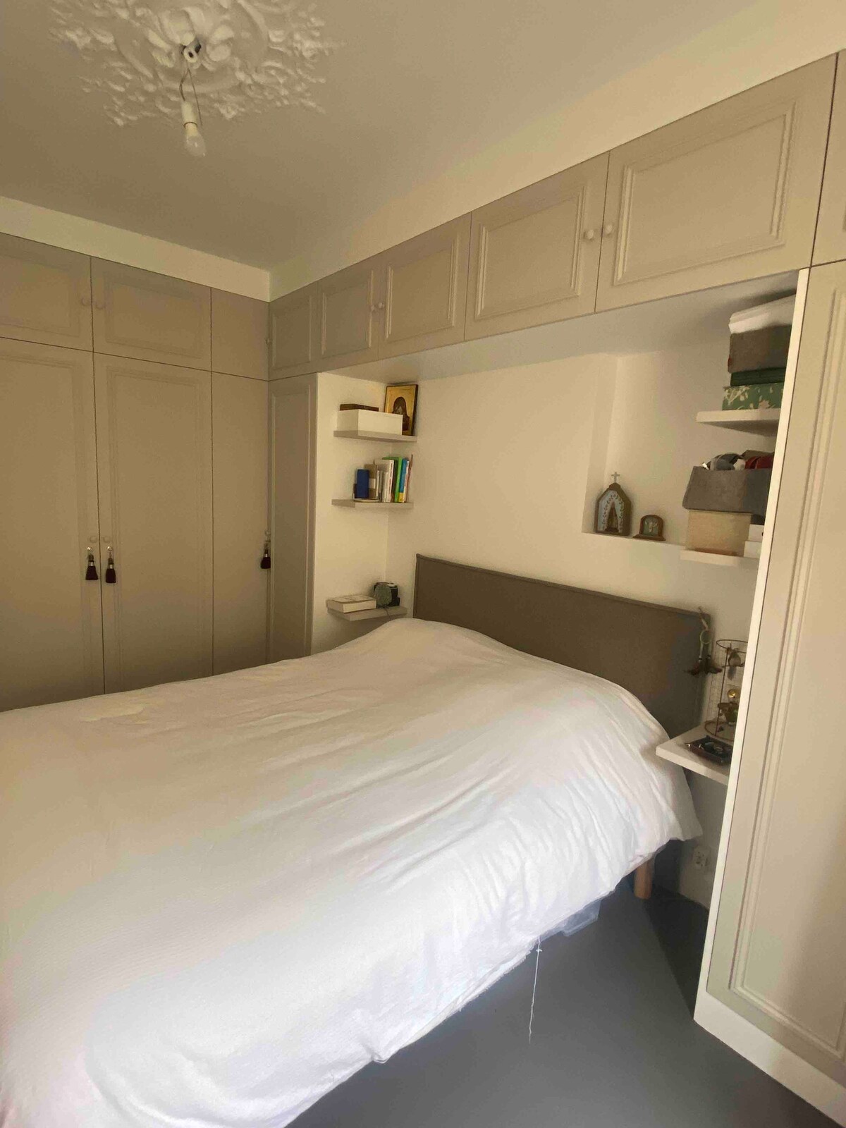 Hlavná spálňa so 160 cm posteľou