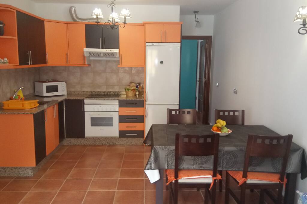 Cocina, prácticamente nueva