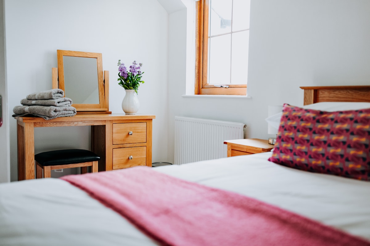 El dormitorio doble en el primer piso. 