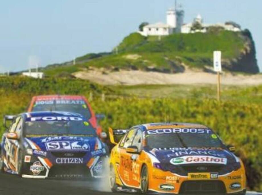2km from the track
Corporate parking available less than 1km from track