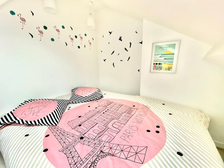 Gezellige en rustige kamer. 