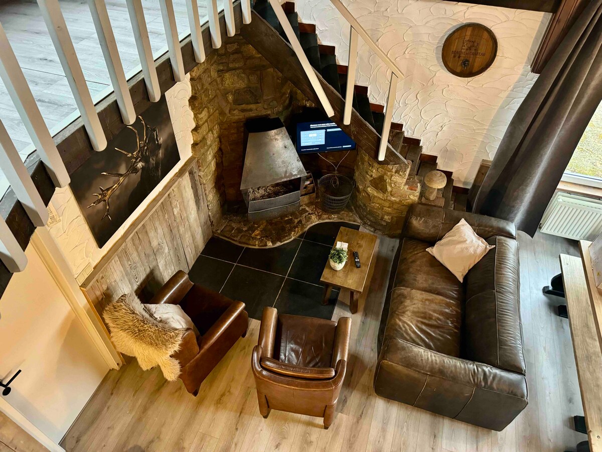 Successful Airbnb property: Cozy renovated bungalow in the heart of Achouffe 8p in Houffalize