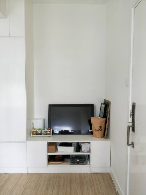 TV