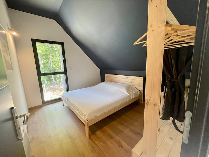 Bedroom 3 - Bed in 180 for parents.