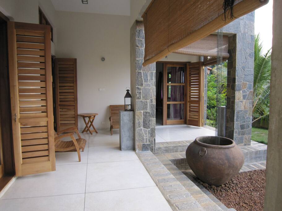 Veranda with the 3 beedrooms